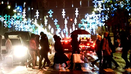 Orașul din România cu decorațiuni de Crăciun de 800.000 de euro. Cum au reacționat oamenii