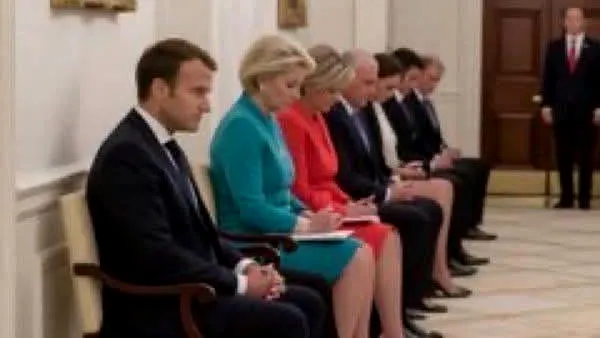 Fotografia controversată care a invadat rețelele sociale. Liderii europeni par aliniați la ușa lui Trump. E fake sau nu?