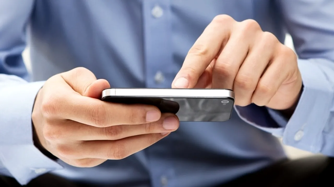 Șoferii își vor putea cumpăra rovinieta prin SMS. Care sunt etapele ce trebuie parcurse și cât costă