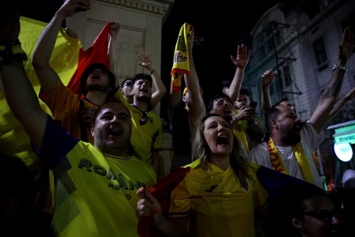 Elena Lasconi, Facebook 