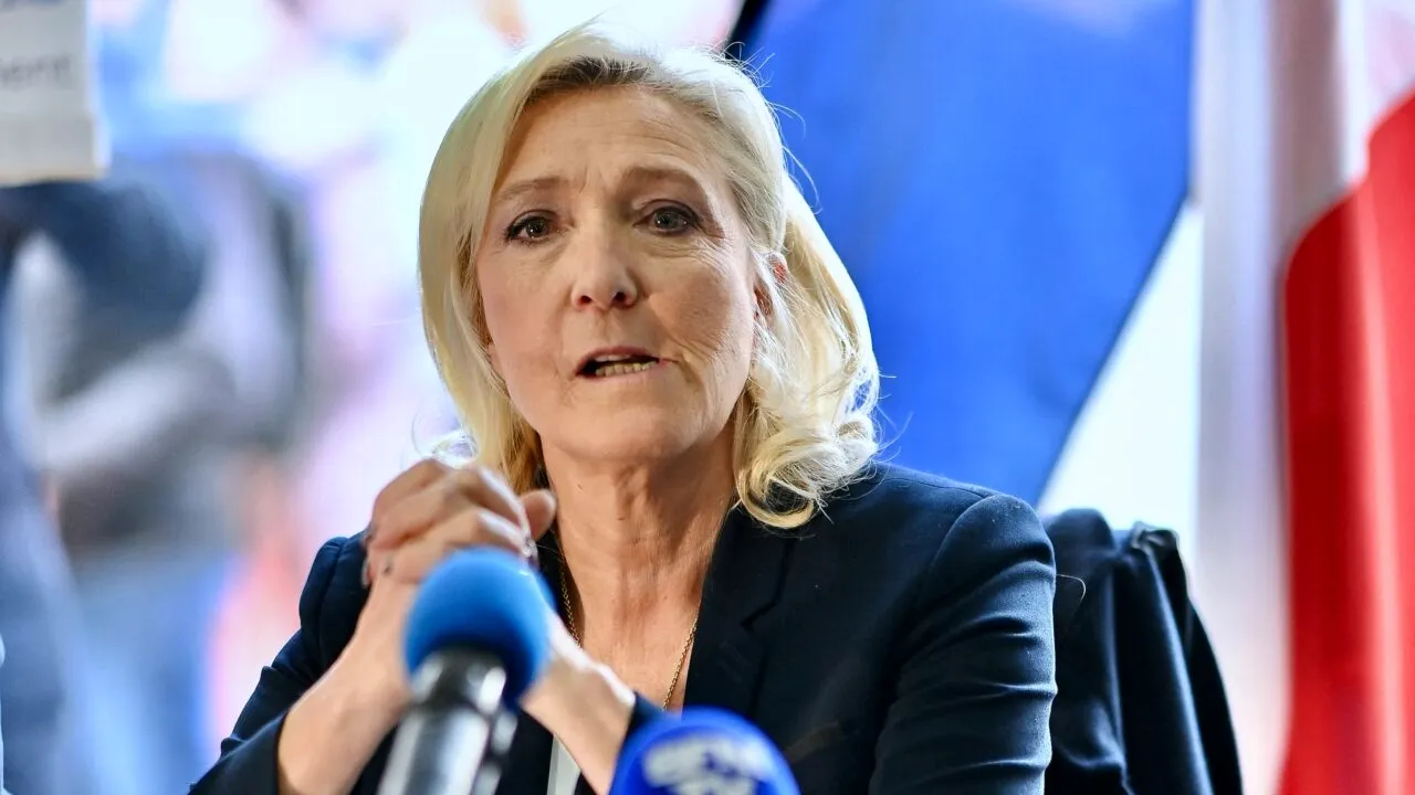 Donald Trump o laudă pe Marine Le Pen înaintea alegerilor din 2027: 