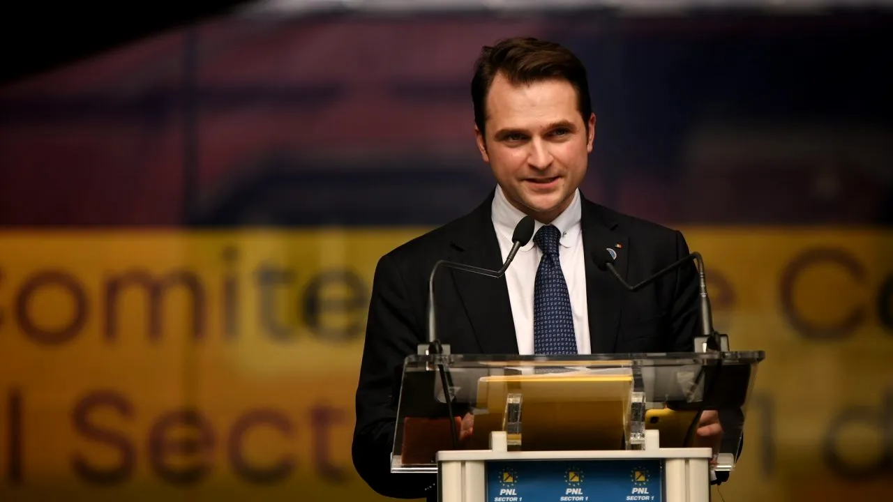 Sebastian Burduja și alegerile parlamentare anticipate din Republica Moldova: ”O șansă care apare la 100 de ani, o pagină importantă de istorie”