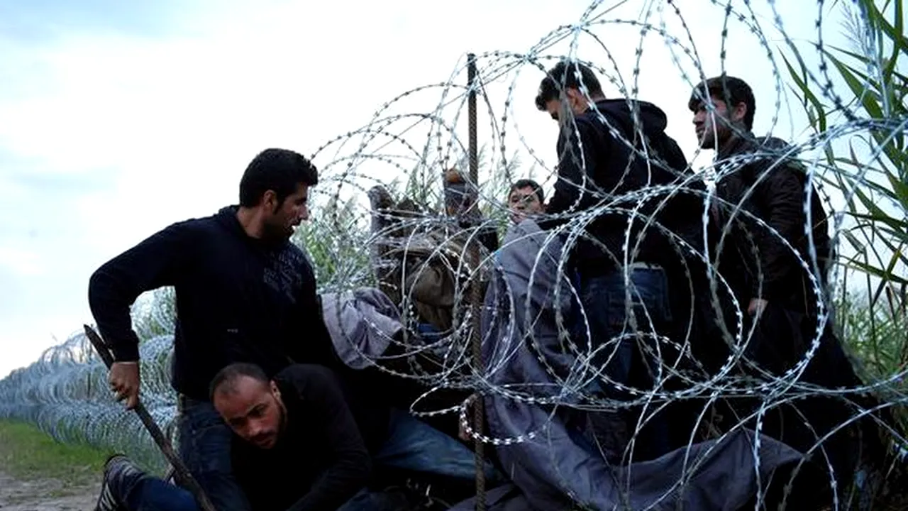 Poliția ungară a folosit gaze lacrimogene la un centru de imigranți, pentru a pune capăt unei lupte