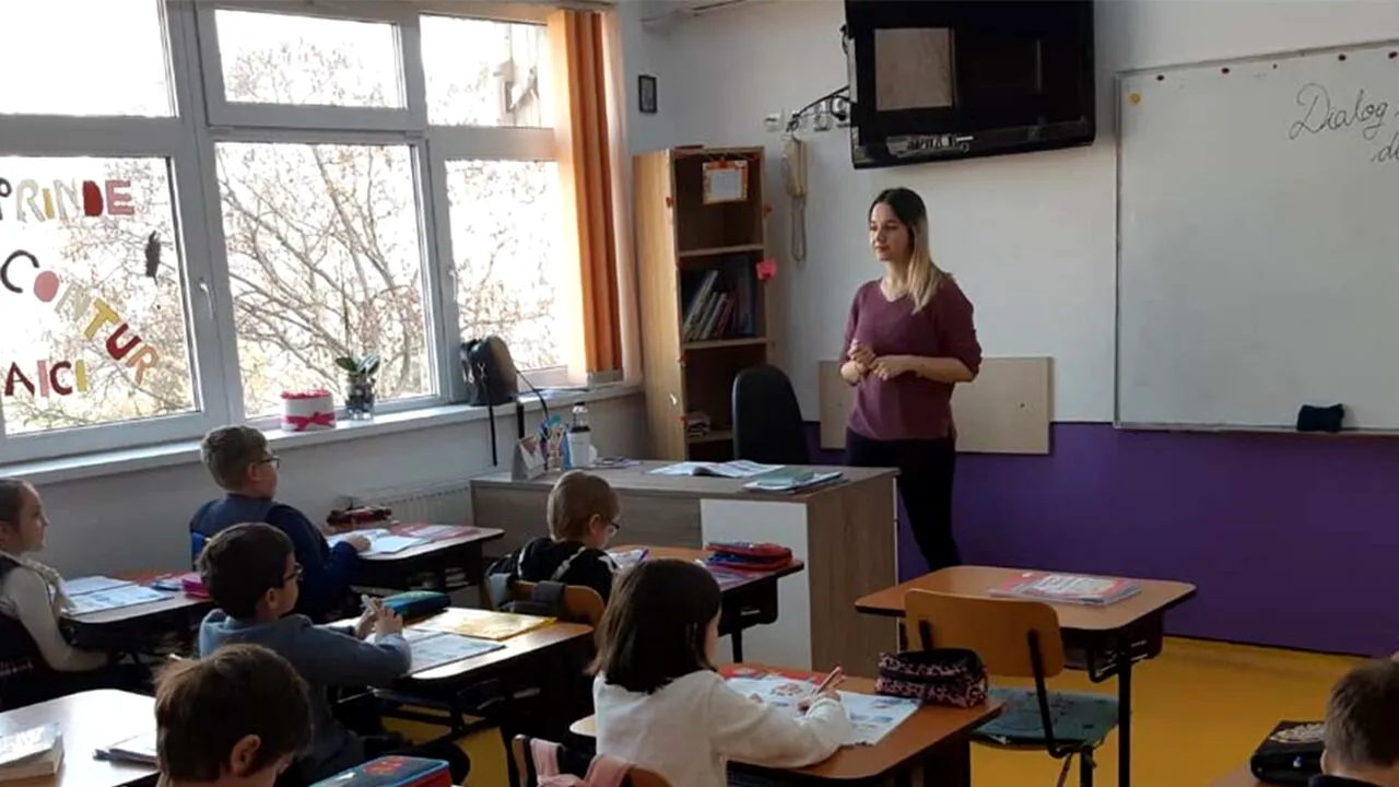 Am făcut CALCULUL! Ce salariu primește o învățătoare, într-o școală privată din București