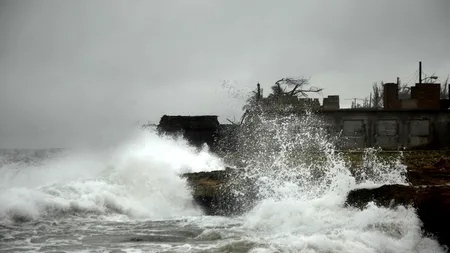 Desemnarea candidatului republican la președinția SUA, AMÂNATĂ din cauza furtunii tropicale Isaac