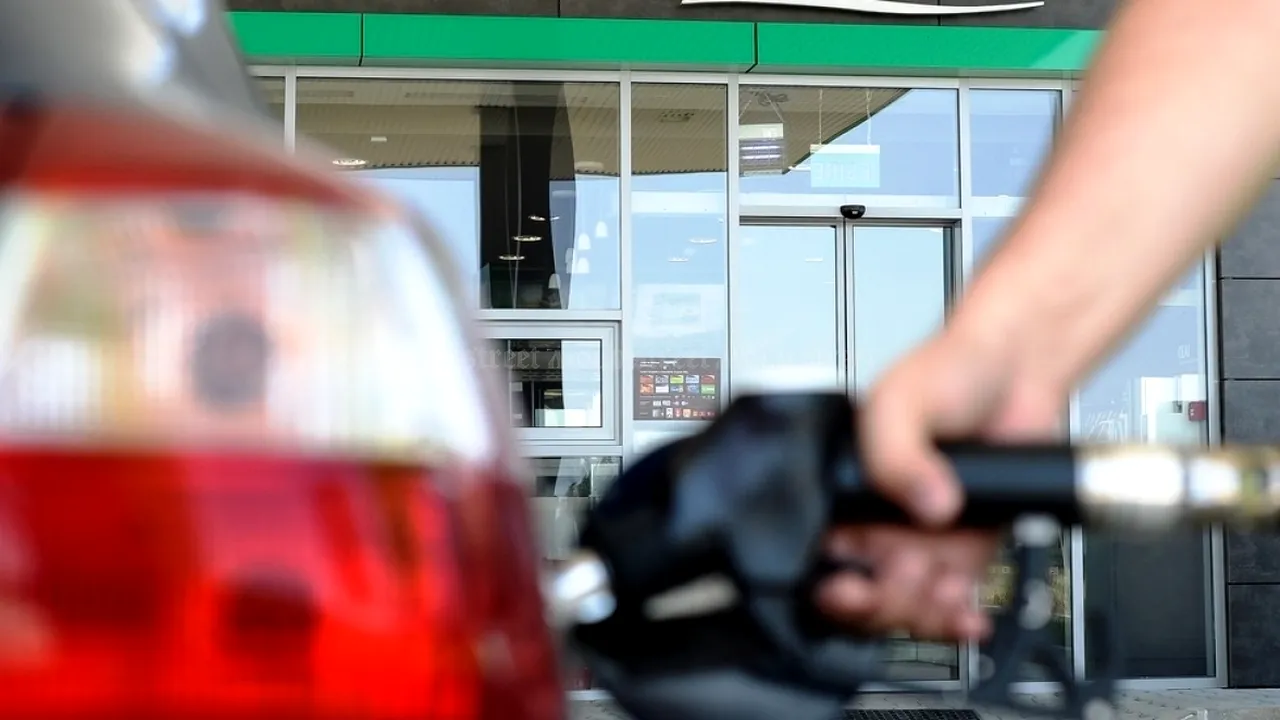 Noi scumpiri la pompă. Cât costă 1 litru de motorină