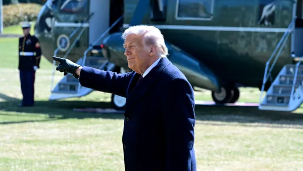 Trump ajunge sâmbătă în Irlanda sub una dintre cele mai ample operațiuni de securitate din istoria țării. Sunt anunțate proteste