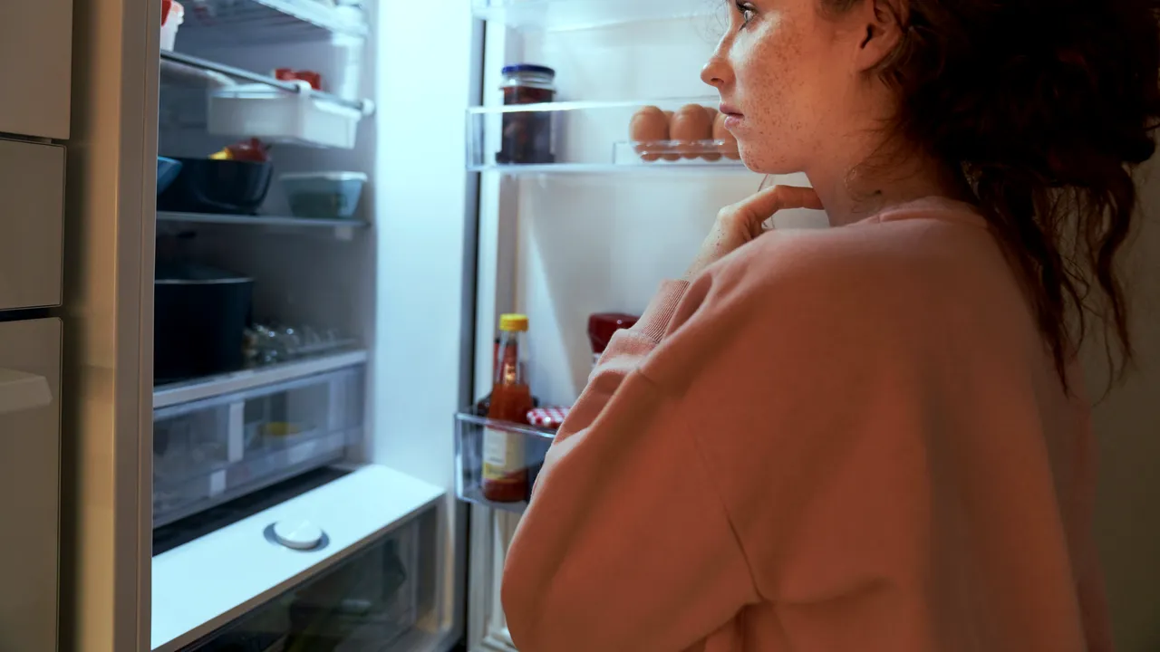 Un obicei de zi cu zi este asociat cu un risc cu 49% mai mare de apariție a simptomelor tulburărilor de alimentație la adolescenți