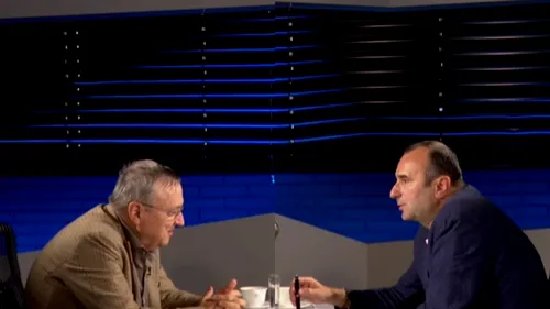 Ion Cristoiu și Marius Tucă îl „descifrează pe Iohannis: Știți de ce îl pune tot pe Orban? / Ca să râdă de el / Nu. / Ca să râdă de noi 