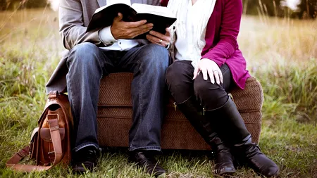 „Am 34 de ani și sunt încă virgin. Ce este în neregulă cu mine?