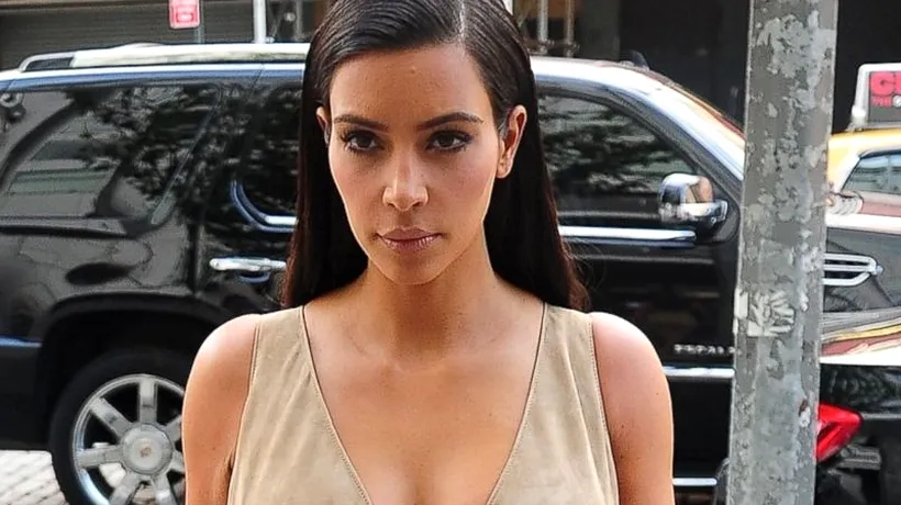 Kim Kardashian a ''răspuns'' în stilul caracteristic criticilor privind sarcina sa