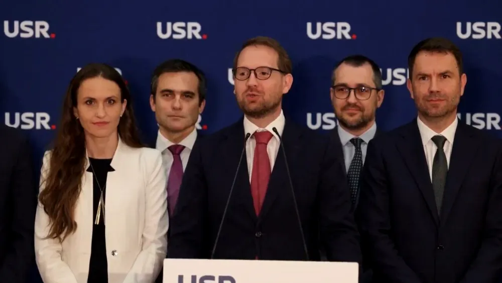 Dominic Fritz, după consultări: USR și PNL au împreună mai mulți parlamentari decât PSD. Susținem cu tărie propunerea Ilie Bolojan premier