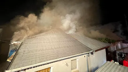 VIDEO UPDATE | Incendiul izbucnit în Sectorul 5 al Capitalei a fost localizat. Nu au fost înregistrate victime