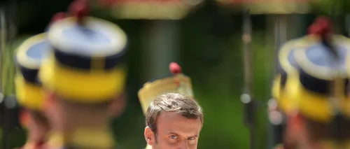 Liderul partidului de extremă-stânga Franța Nesupusă îl acuză pe Macron de lovitură de stat socială: Dă lecții din România