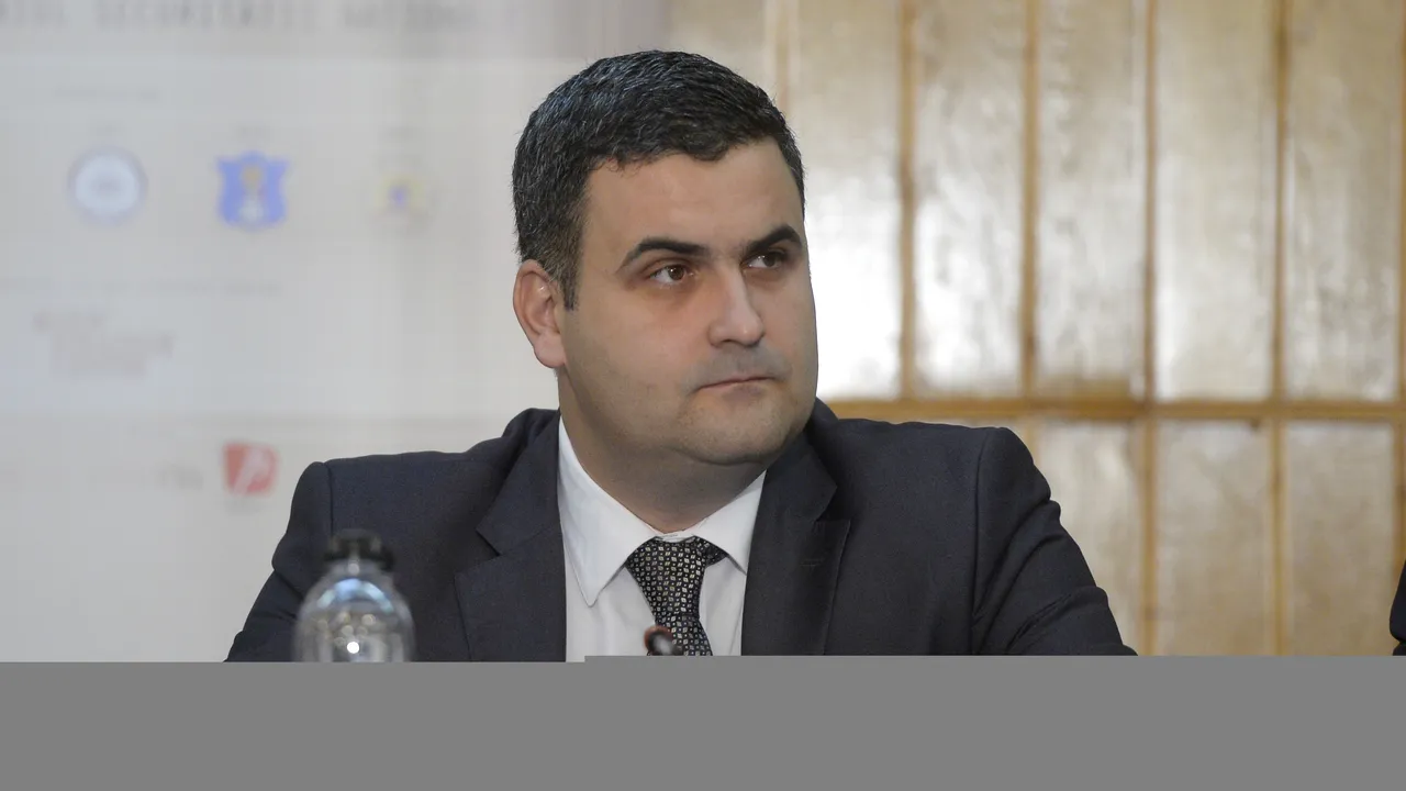 Leș, despre recrutarea rezerviștilor voluntari: Avem bugetate peste 3.500 de posturi în 2019