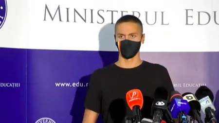 David Popovici, premiat de ministrul Educației: Aș vrea să inspir cât mai mulți părinți să își ducă copiii să facă un sport