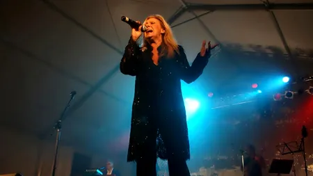 A murit Maria Mendiola, una dintre solistele Baccara. Duo-ul spaniol, celebru pentru hitul anilor '80 „Yes Sir, I can Boogie”