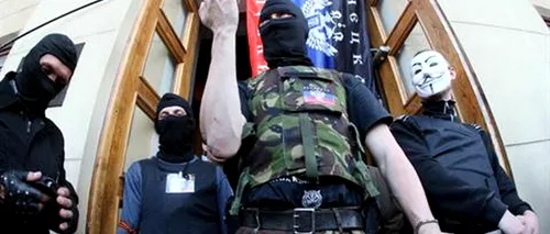 Filială a băncii unui oligarh ucrainean, atacată de separatiști proruși, la Donețk