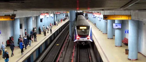O femeie care ar fi încercat să împingă doi călători în fața metroului, în Capitală, a fost internată la „Obregia”