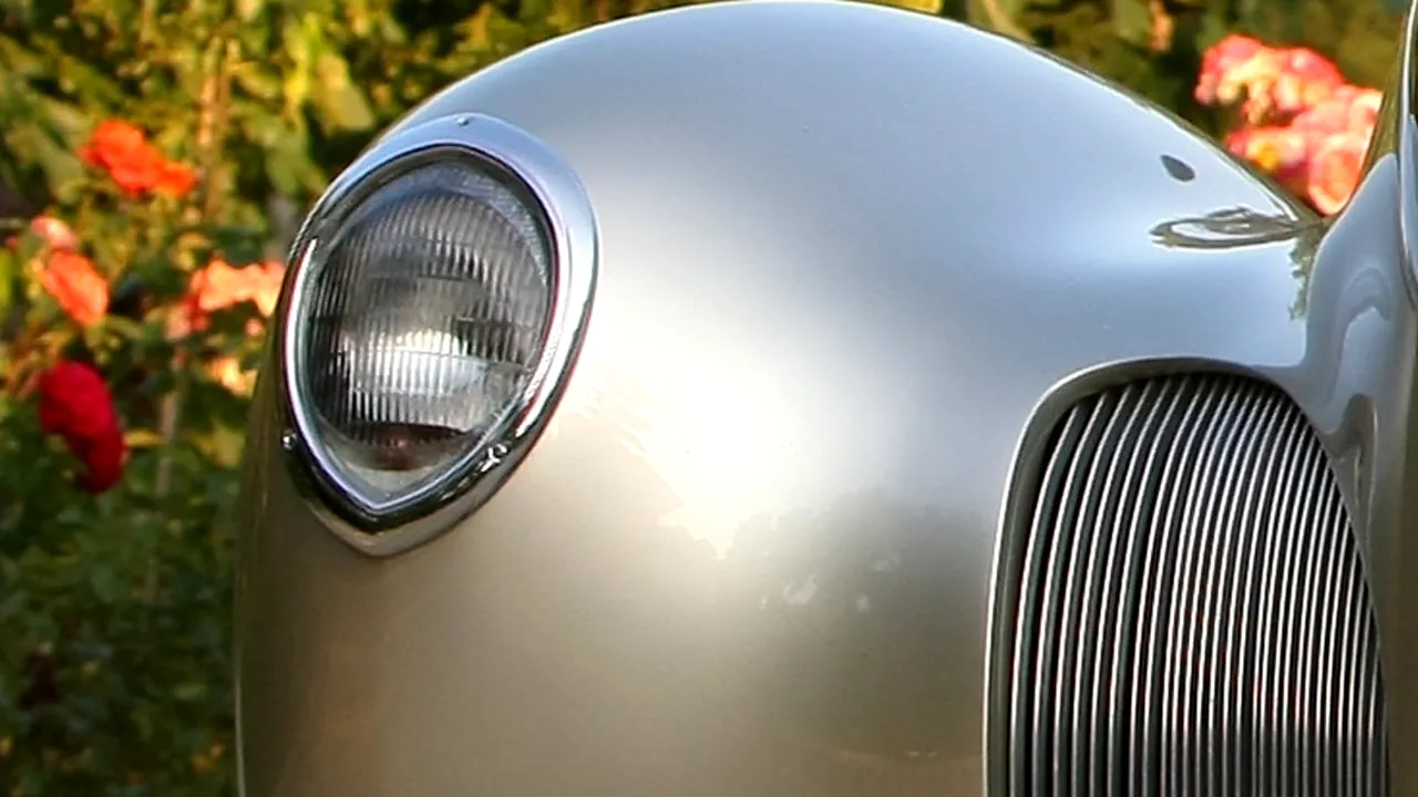 CALENDARUL LUXULUI RETRO. TOPUL mașinilor de epocă înmatriculate în România în ultimul an