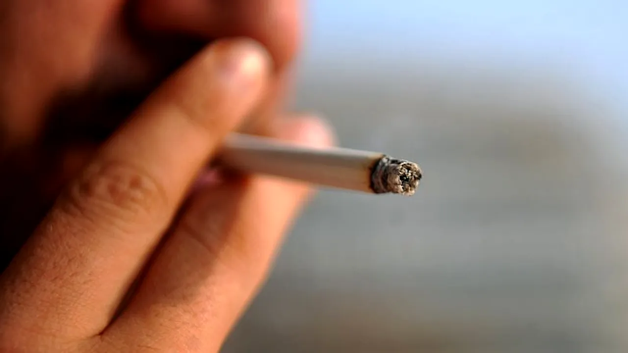 Medicii, reacție dură în cazul legii antifumat: ''Țigara este un drog legalizat''