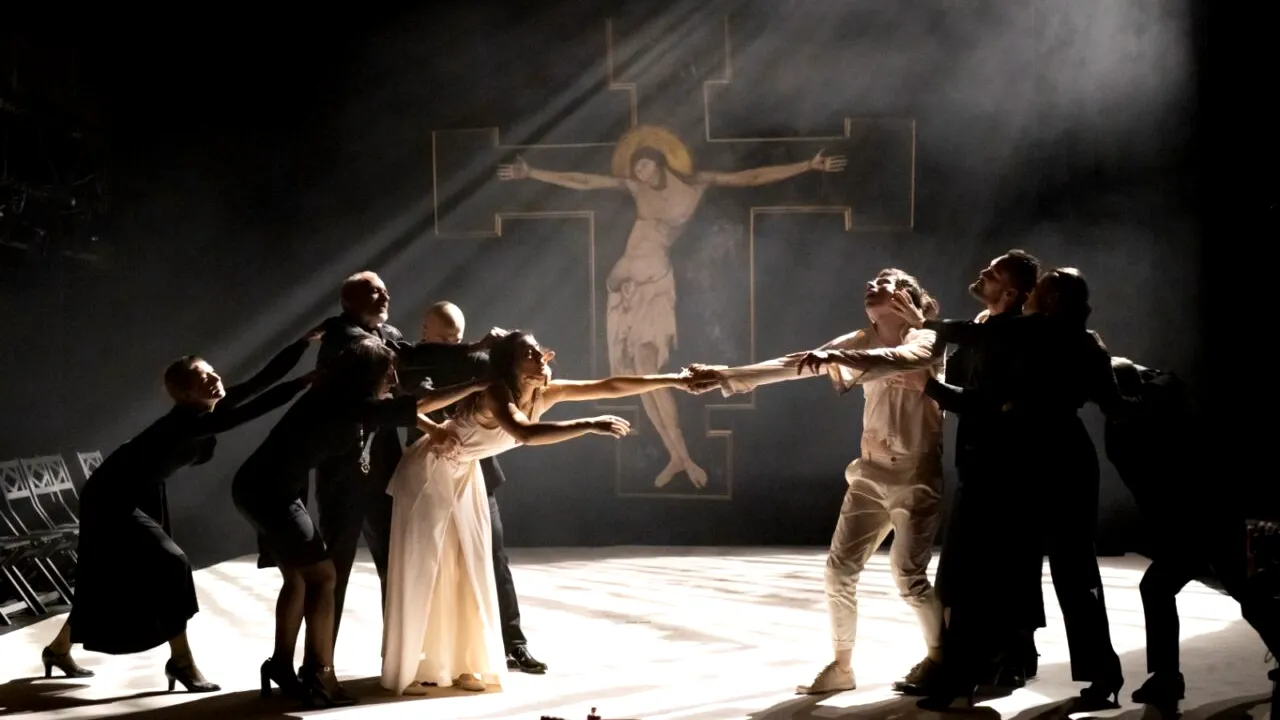 INTERVIU | Actrița Catia Caramia: ”Să reflectăm împreună asupra modului în care aceste două popoare se privesc”