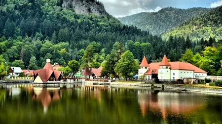 „Mica Elveție” a României. Stațiunea din inima Ardealului cu ape MIRACULOASE / Locul e căutat de străini și e ideal pentru vacanța de Paște
