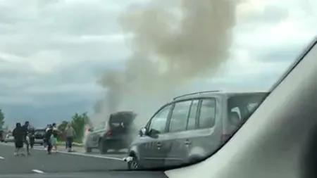 Trafic blocat pe A2, pe sensul către Constanța, după ce o mașină a luat foc în zona Fundulea (VIDEO)