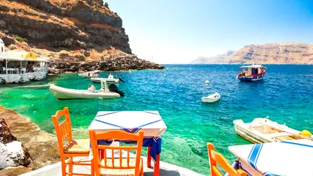 VACANȚĂ. De la 1 iulie, în Grecia se intră doar cu un „cod unic de bare”