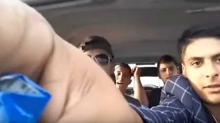 Încă un accident rutier LIVE PE FACEBOOK. Doi morți și doi răniți. Șoferul potrivea telefonul pe bordul mașinii