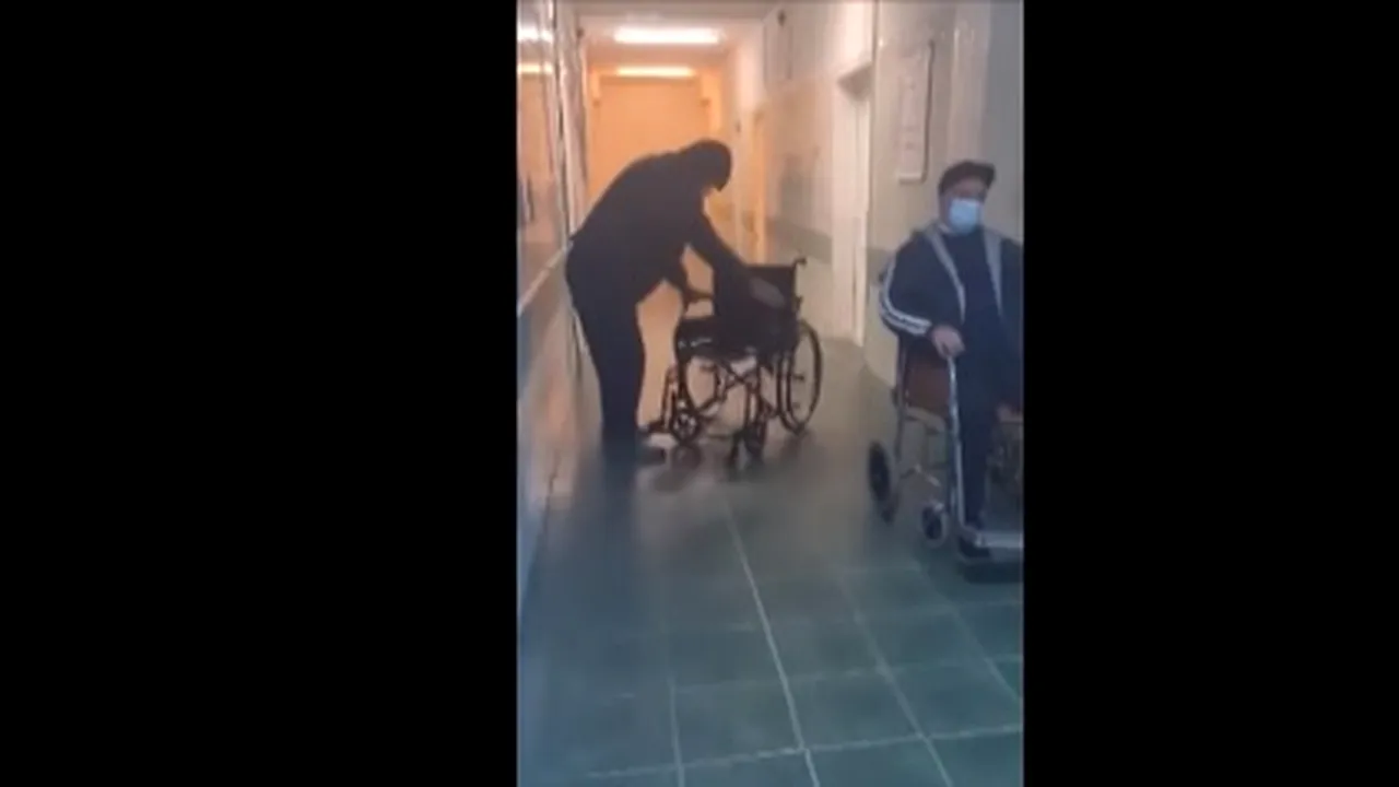 VIDEO | „Timp de 45 de minute nimeni nu m-a luat în seamă”. Şeful CJ Hunedoara s-a deghizat în pacient și a mers cu camera ascunsă la Spitalul de Urgenţe