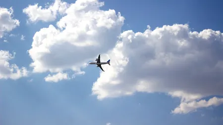 Rusia: Un avion de pasageri cu aproape 50 de persoane la bord s-a PRĂBUȘIT. Cel mai probabil, toți cei aflați în aeronavă au murit