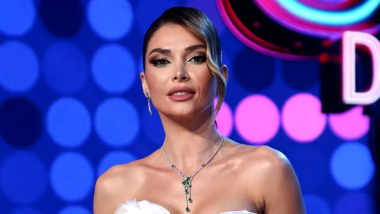 Cum își educă Alina Pușcaș cei trei copii. ”Cei mici au nevoie de niște LIMITĂRI concrete”