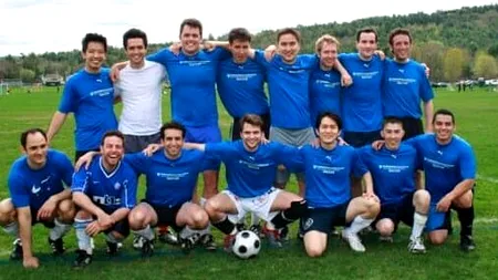 Sebastian Burduja, mesaj pentru Primarul Capitalei: Dacă tot nu faci NIMIC, măcar nu bloca Stadionul Dinamo, Nicușor