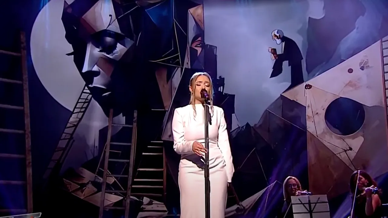 Alexia Tudose, tânăra din Botoșani cu brațele replantate, a obținut locul 3 la „Românii au talent”