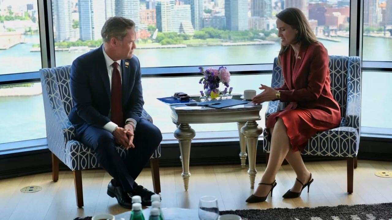 Oana Țoiu s-a întâlnit cu Mike Waltz, reprezentantul permanent al SUA la ONU: Parteneriatul nostru strategic e construit pe încredere