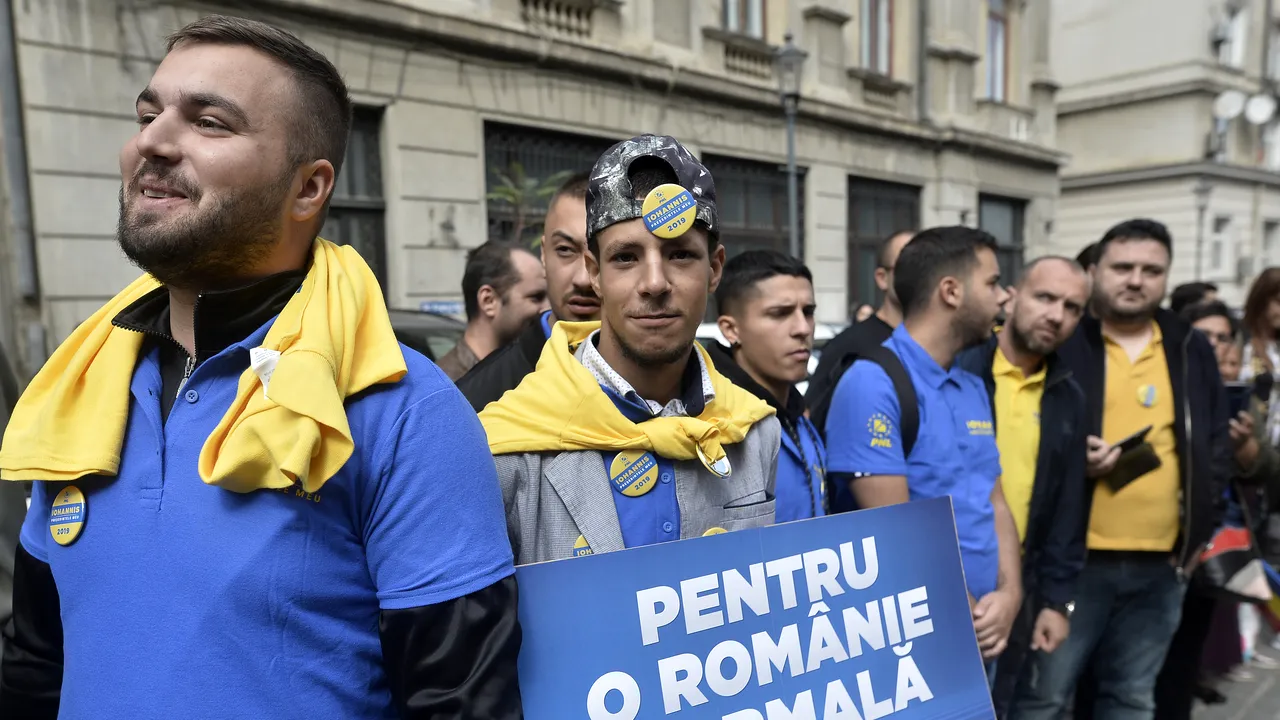 Violență extremă în campania electorală: pumni în gură, tamburine la fund și ouă sparte-n chiloți