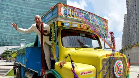 Primii bani i-a făcut vânzând hamburgeri la McDonald's. Azi are o avere de 34 de MILIARDE de dolari și este creierul unei afaceri globale