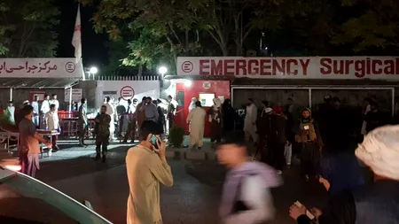 Mărturia unui afgan care a asistat la exploziile de la Kabul: O fetiță de 5 ani a murit chiar în brațele mele