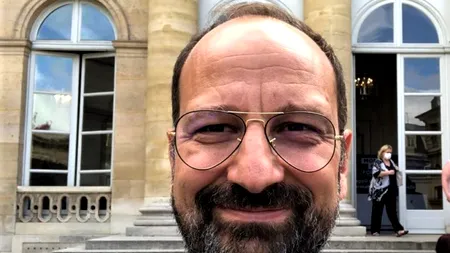 VIDEO | Radu Lupescu, medicul ATI care îngrijește pacienți cu COVID în Franța, decorat de președintele Macron: „Riscul de a te infecta acum este mult mai mare” (EXCLUSIV)