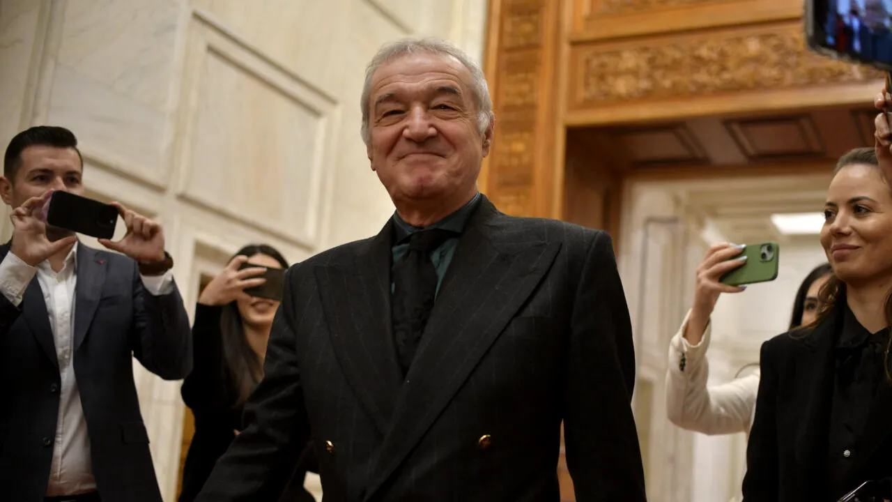 Gigi Becali și-a dat DEMISIA din grupul AUR din Parlament. Va activa ca deputat neafiliat și a anunțat că îl va susține pe Crin Antonescu