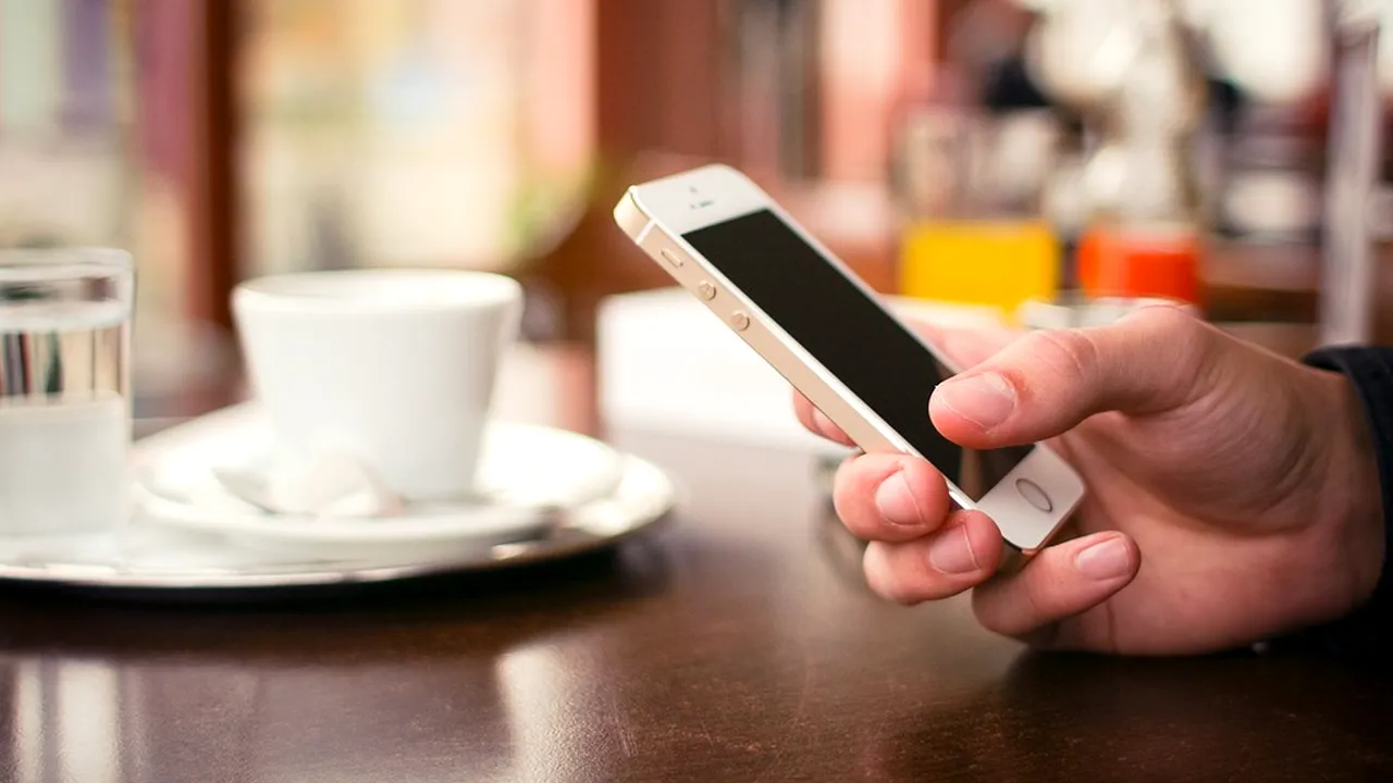 Cum pot plăti românii un SMS pentru o cafea