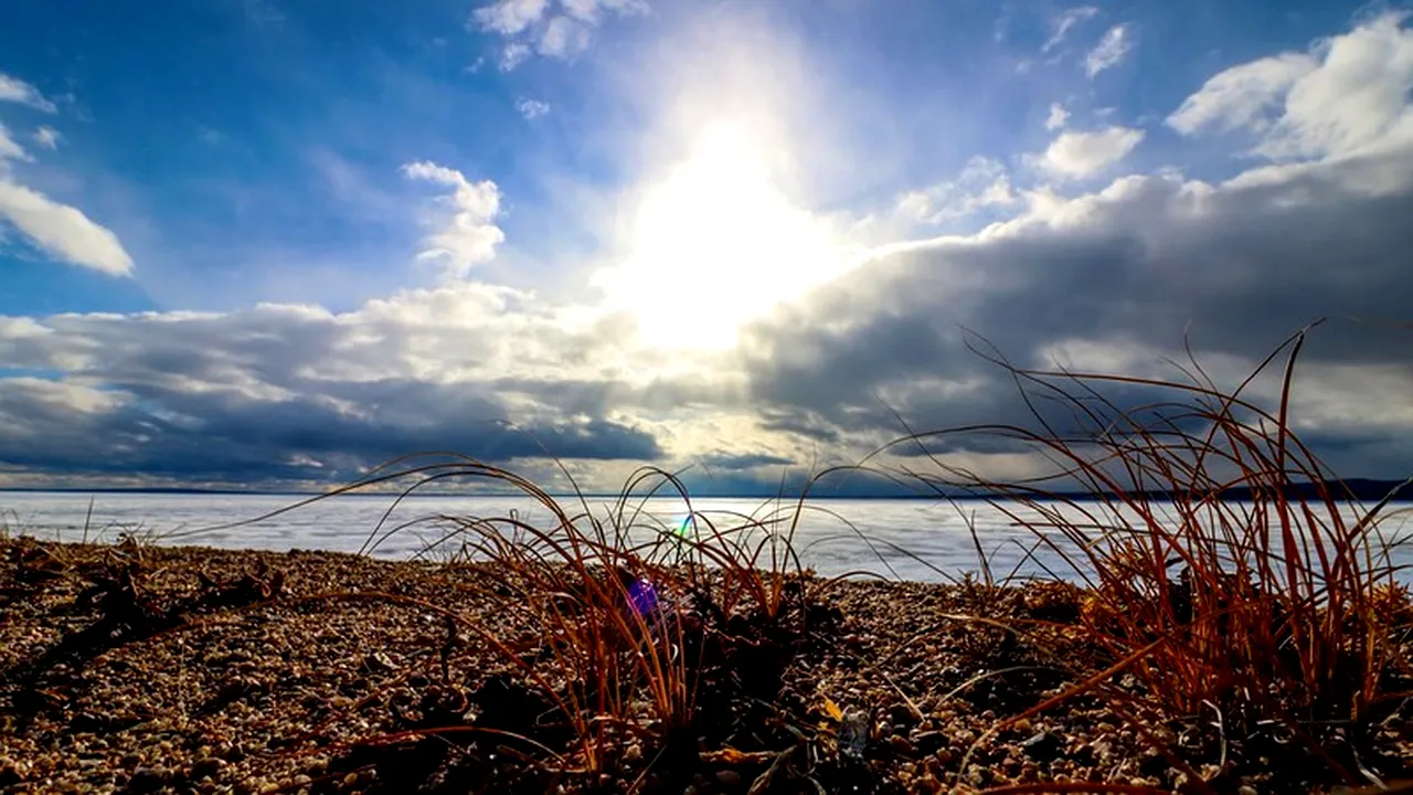 Prognoza meteo de marți, 23 februarie 2021. Vremea va fi deosebit de caldă, pentru ultima decadă a lunii, în cea mai mare parte a țării