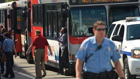 Autorul atacului de la Washington a intrat în clădire înarmat - FBI