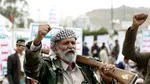 Rebelii Houthi au atacat cu rachete și drone instalațiile Saudi Aramco din portul Yanbu. Livrările de petrol către Europa sunt puse în pericol