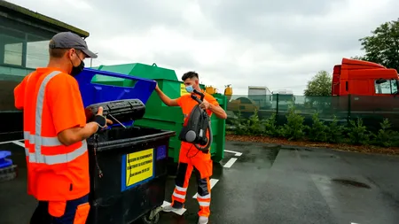 Câți lei a ajuns să ia salariu un gunoier în București, în 2022. Primește și spor de rușine!