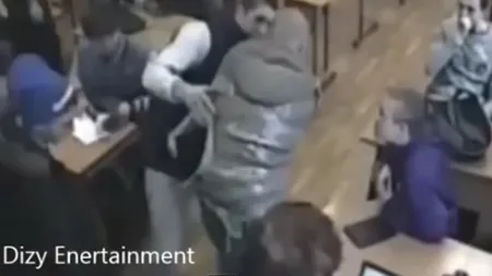 Gluma macabră a unor elevi. Un licean a murit sub ochii unui profesor