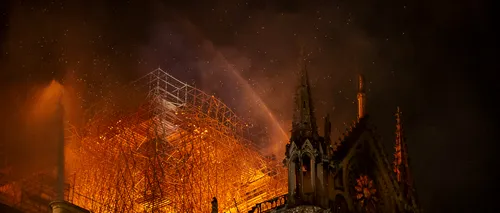 Gafă de proporții din partea YouTube. A crezut că incendiul de la Notre-Dame este știre falsă