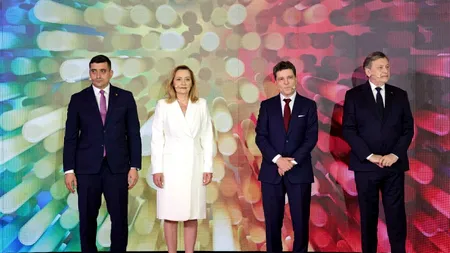 DEZBATERE prezidențială la Palatul Cotroceni: Schimb dur de replici Crin Antonescu - Nicușor Dan pe tema terenurilor ajunse la dezvoltatori imobiliari