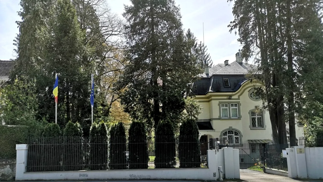 Ministerul Afacerilor Externe vine cu precizări după ce o persoană a încercat să incendieze Ambasada României la Berna